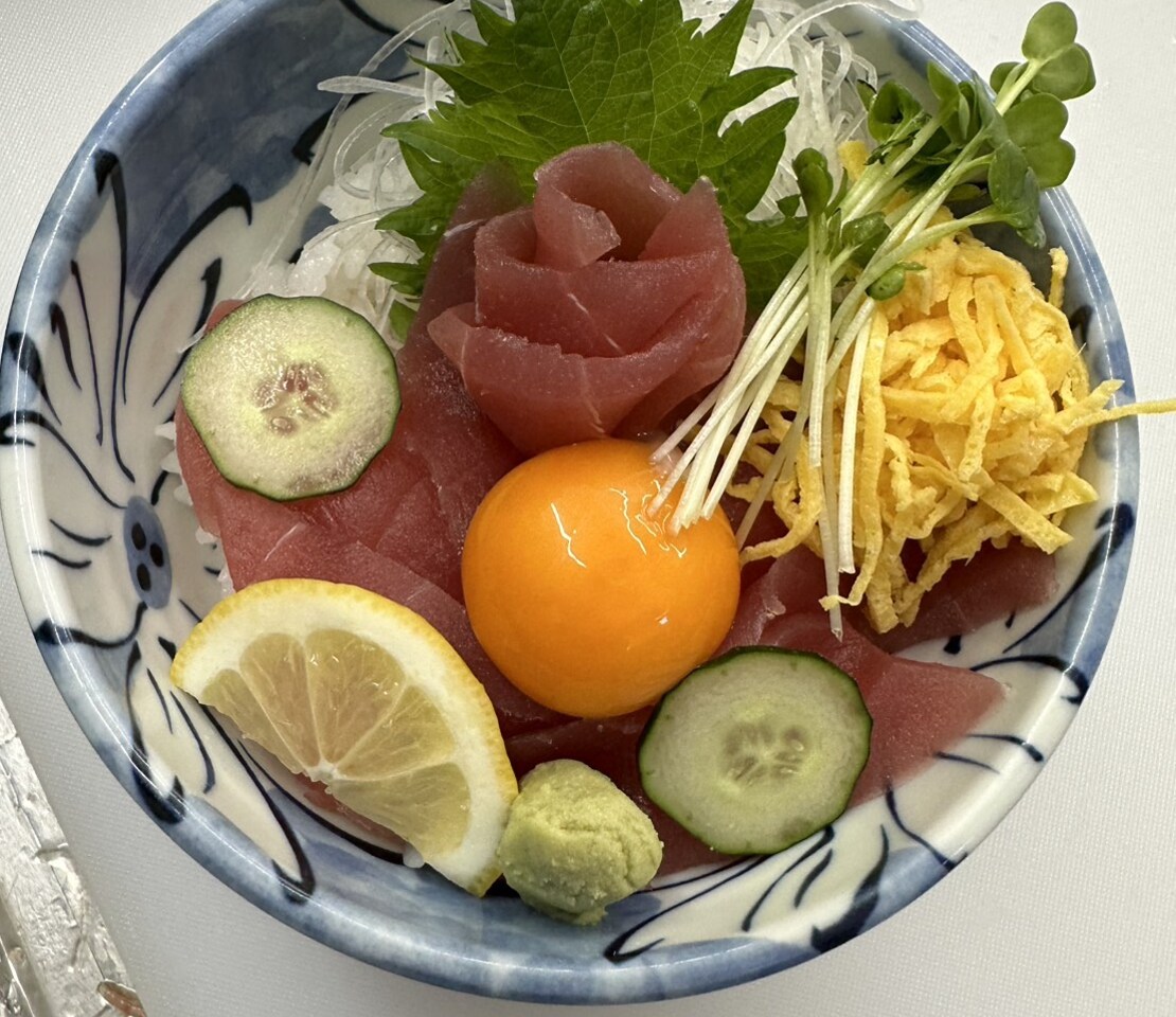 まぐろ丼